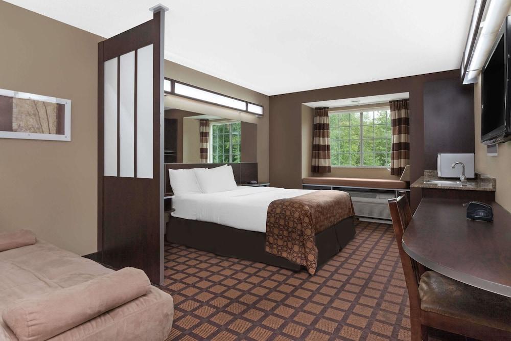 Microtel Inn & Suites By Wyndham Columbia Bagian luar foto