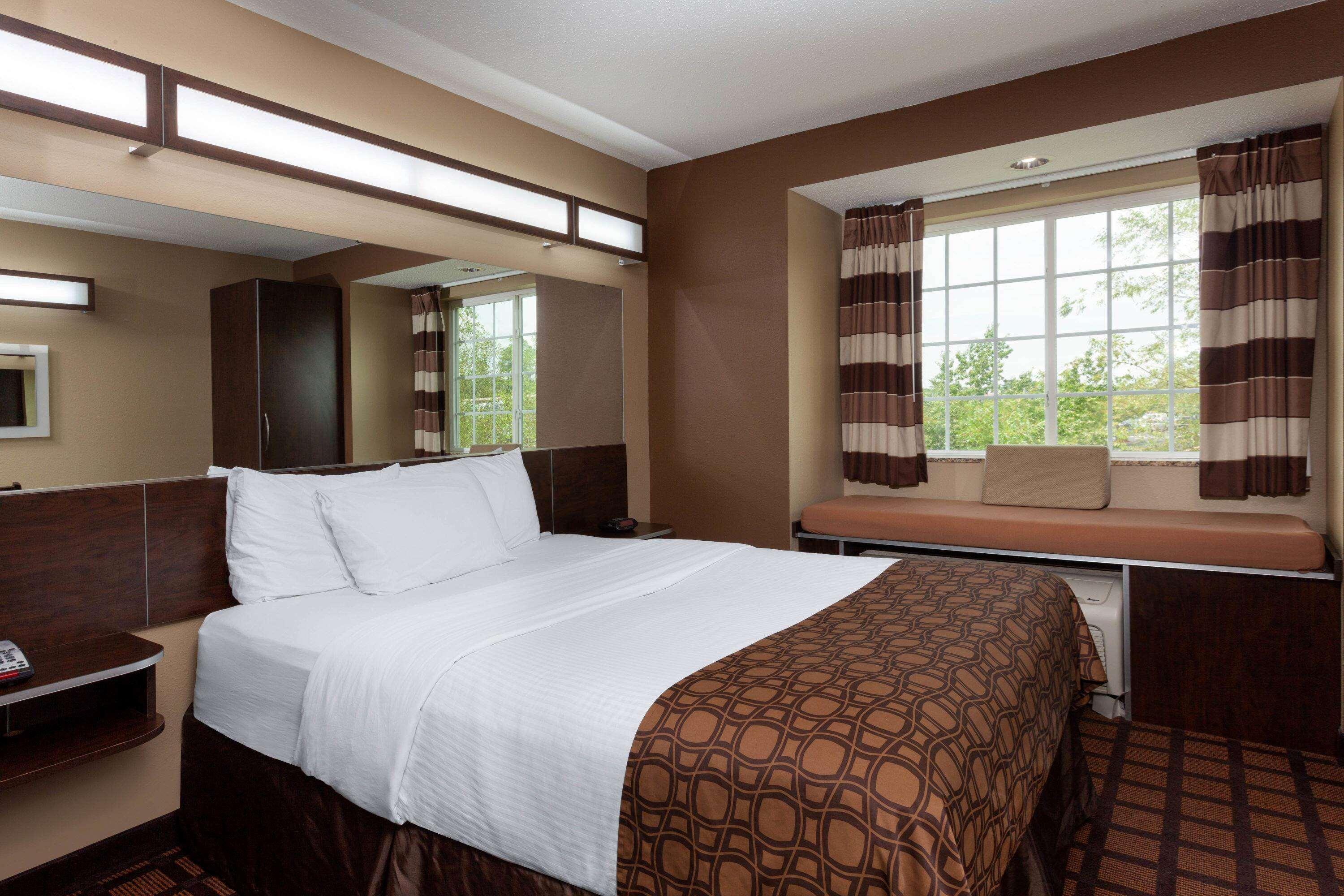 Microtel Inn & Suites By Wyndham Columbia Bagian luar foto