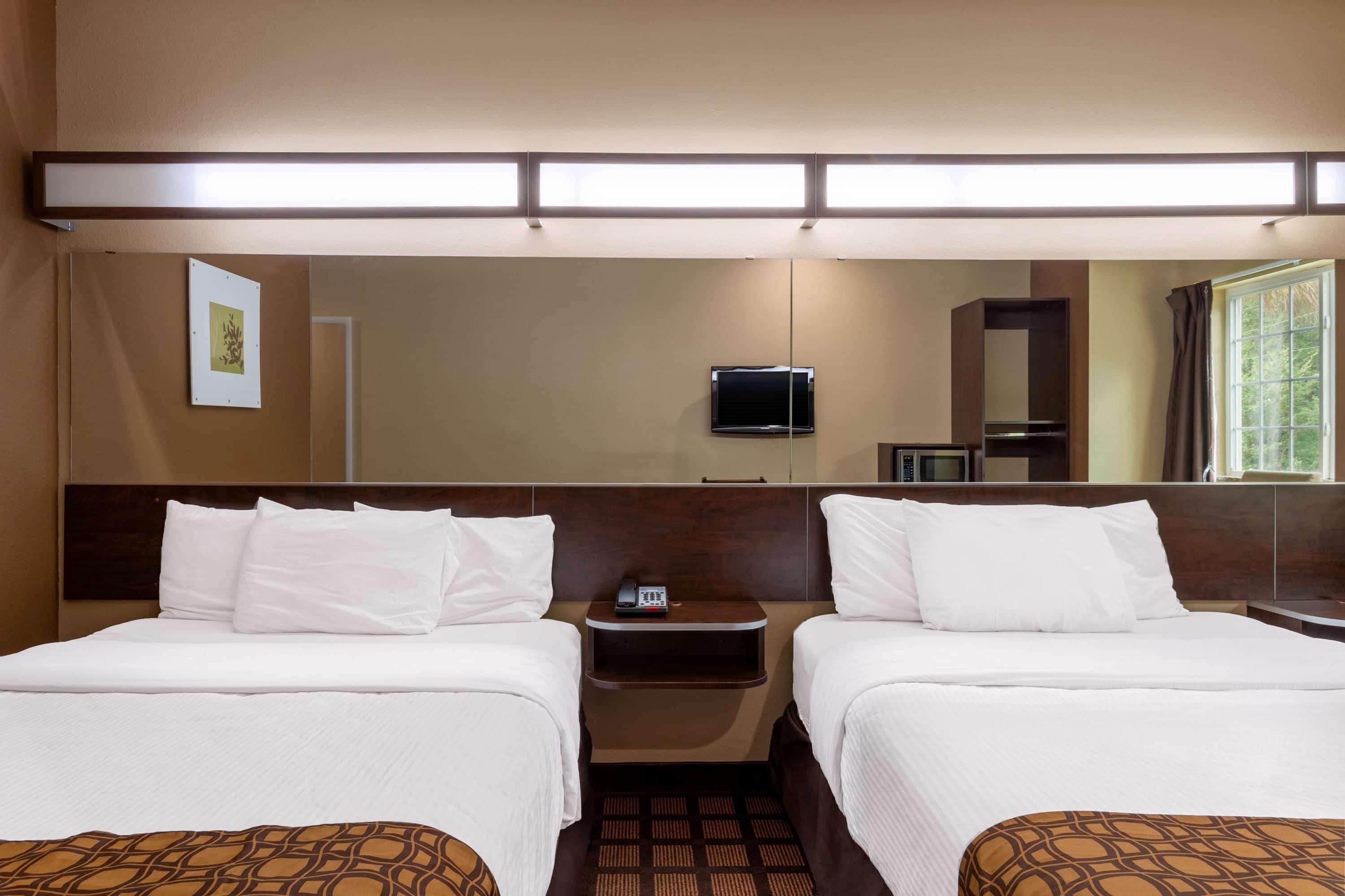 Microtel Inn & Suites By Wyndham Columbia Bagian luar foto