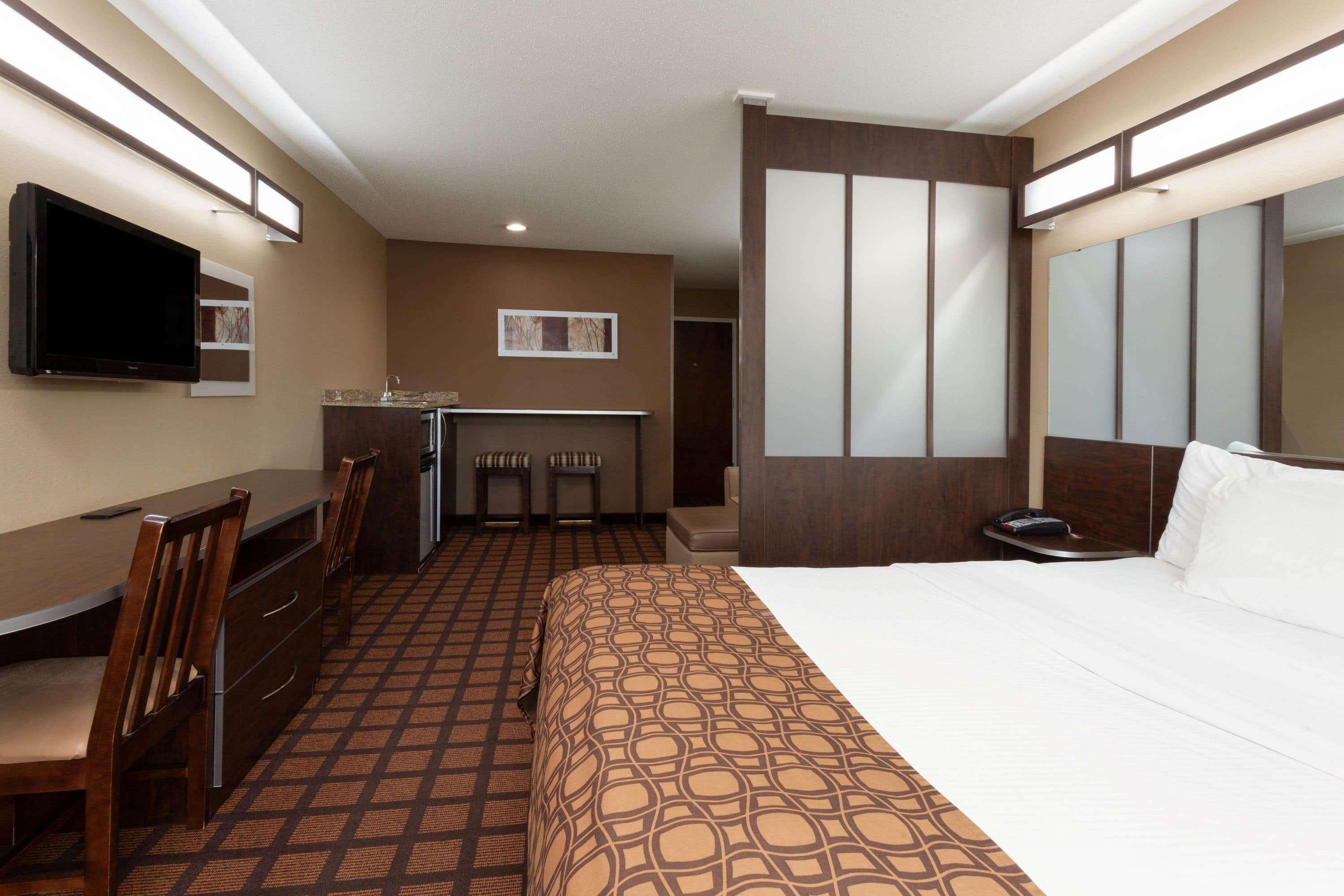 Microtel Inn & Suites By Wyndham Columbia Bagian luar foto