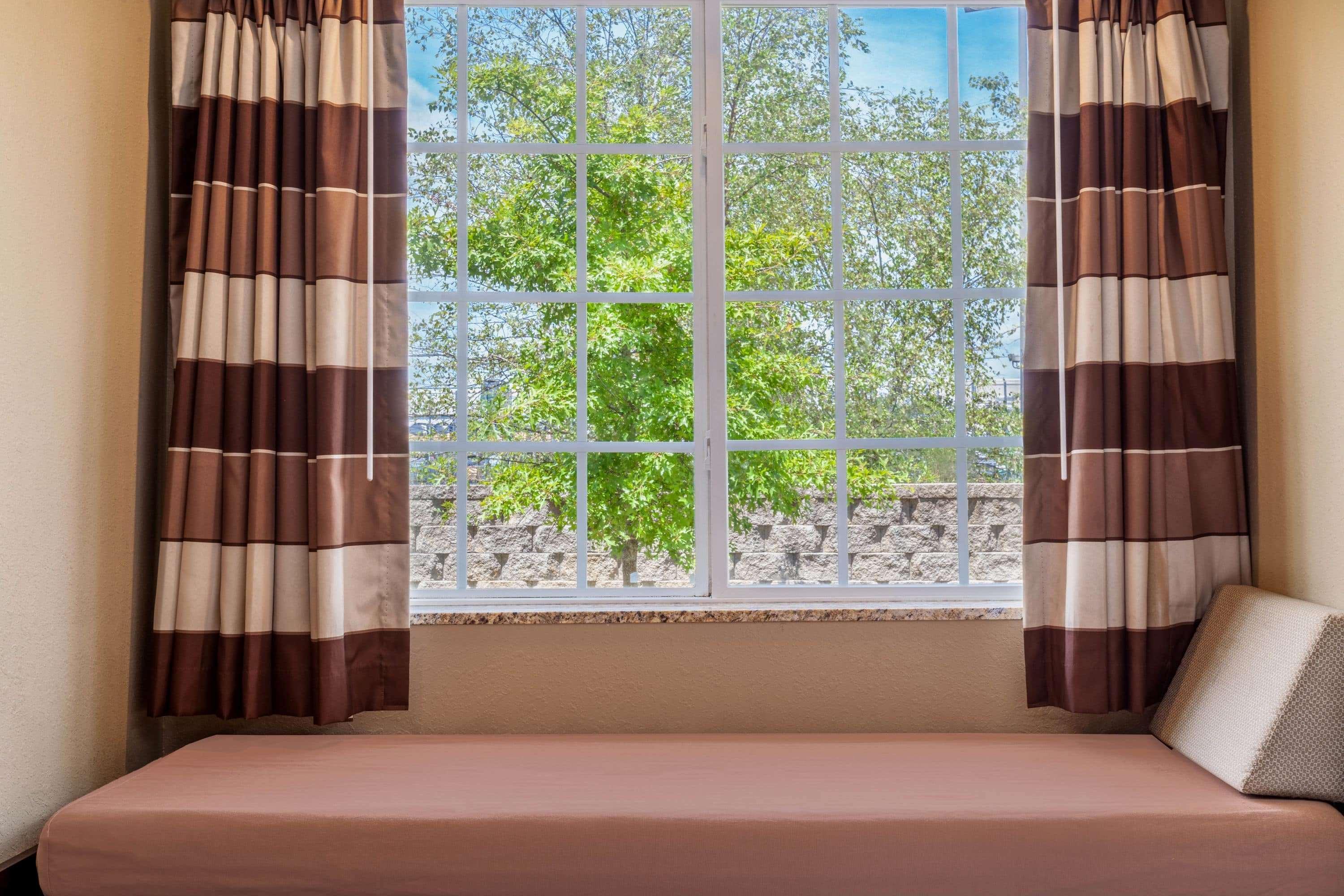 Microtel Inn & Suites By Wyndham Columbia Bagian luar foto