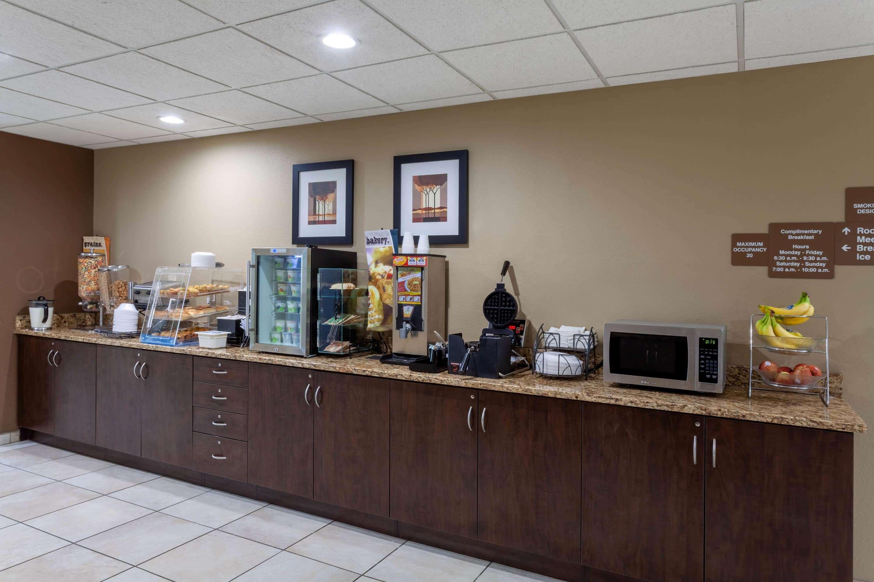 Microtel Inn & Suites By Wyndham Columbia Bagian luar foto